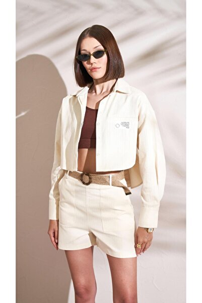 TENA Kadın Naturel Sırtı Düğmeli Cep Etiket Detaylı Gabardin Kumaş Gömlek