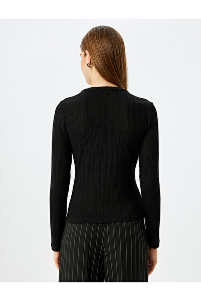 Koton X Zeynep Bastık - Μακρυμάνικη μπλούζα με λαιμόκοψη με υφή