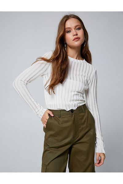 Koton Tričko s dlouhým rukávem Slim Fit Crew Neck Prolamované