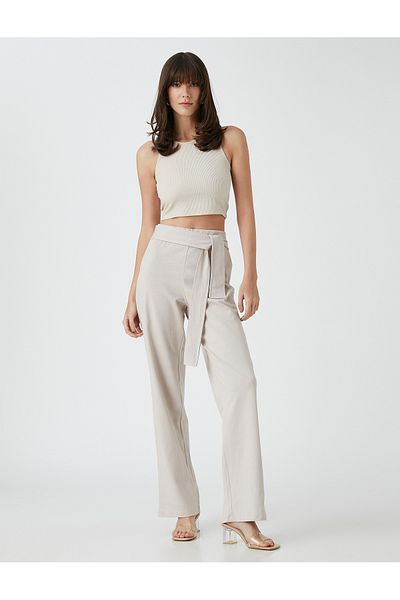 Koton Gestrickte Hose mit geradem Bein und Gürtel an der Taille