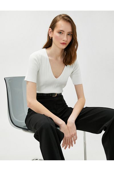 Koton Short Sleeve Knitwear Sweater V-Neck Ribbed
