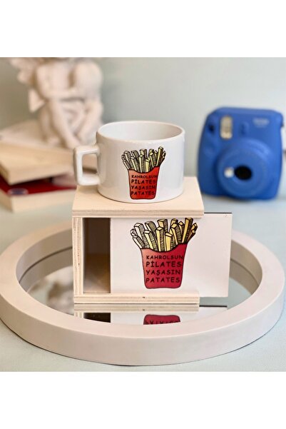 Gift Moda Kahrolsun Pilates Yaşasın Patates Tasarımlı Kutulu Kupa