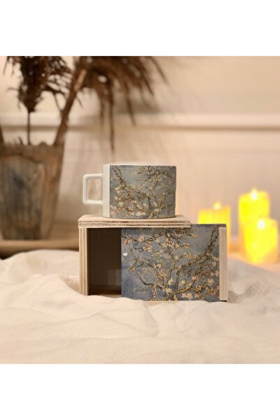 Gift Moda İlk Bahar Tasarımlı Kutulu Kupa