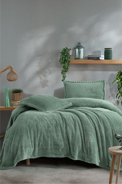 Clasy Welsoft Single Pompom Detailed Bedspread Set