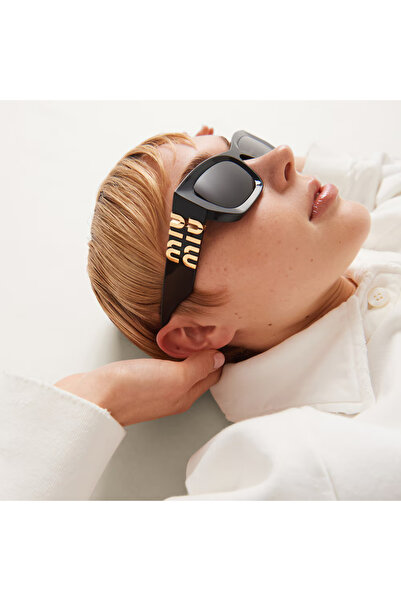 Miu Miu Smu 09w 1ab-5s0 Kadın Güneş Gözlüğü