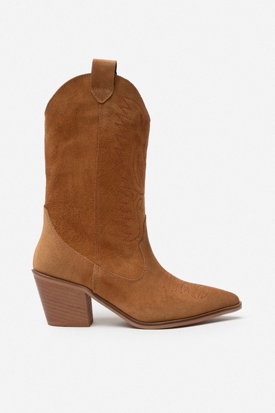 NİŞANTAŞI SHOES Detail výšivky z pravé semišové kůže Mercury Tan Dámské boty Dallas na silném podpatku