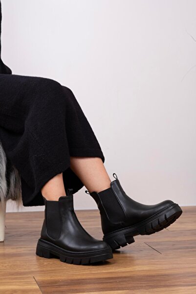 sovrana Lastik Detaylı Bot Siyah