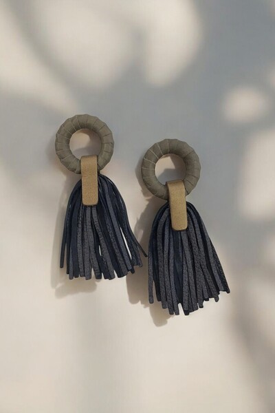 pınarturhan Siyah El Yapımı Bohem Hakiki Deri Püsküllü Küpe