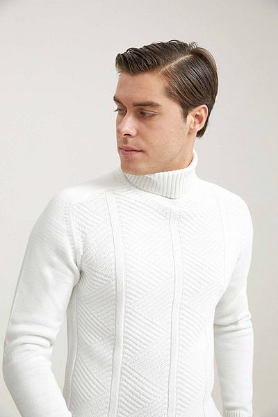 Twn Πλεκτό πουλόβερ Ecru Color Slim Fit Thessaloniki