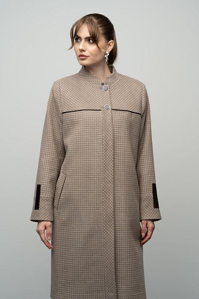 Olcay Plus-Size-Kaschmirmantel mit Stehkragen und quadratischem Muster – VIZON 3026