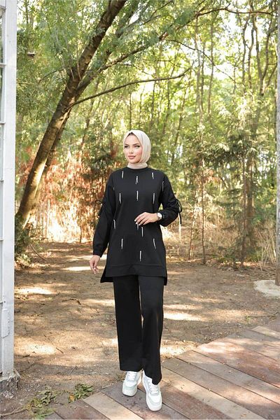 Bwest O Neck Sleeve Lace-Up Stone Detailed Double Hijab Tracksuit Set - (38-46) - 71208 - Black