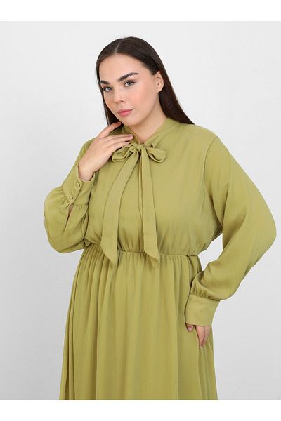 ALİA Φόρεμα σιφόν με λαιμόκοψη Plus Size - Λιπαρό Πράσινο - Alia