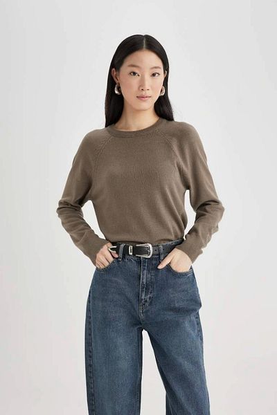 DeFacto I6913 Regular Fit Soft Textured Crew Neck Basic Plain Knitwear Sweater