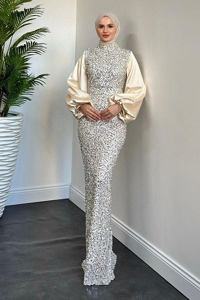 MERVEN AKYÜZ Βραδινό φόρεμα Venesa Sleeves Satin Fish Cream