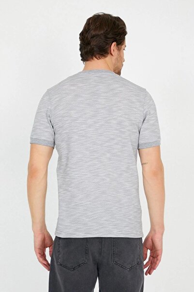 Figo Ανδρικό μπλουζάκι με λαιμόκοψη με κυψελοειδή σχέδια