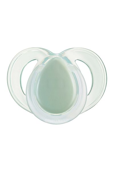 tommee tippee Night Time Soother, Pack of 2,  (6-18 months)  -(Mix)
