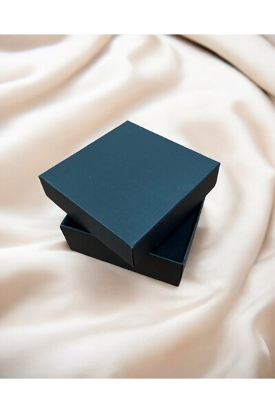 Örün Matbaa 8x8x3cm Siyah Takı Kutusu Kelepçe, Kolye, Bileklik, Mini Set 25 Adet Süngerli Demontedir