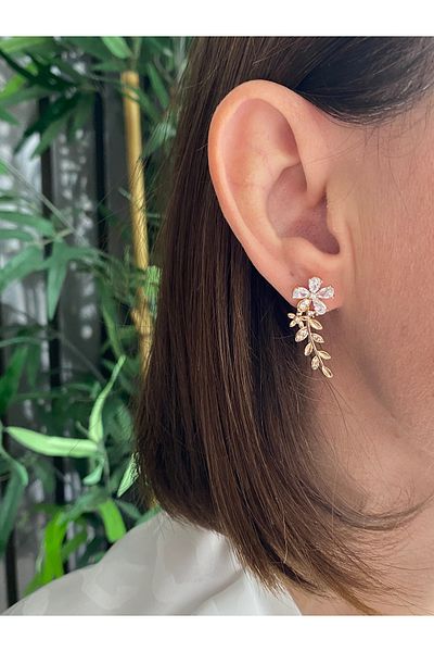 Lucios High Quality Wrape Stone Earring with Gold Craw (Rose Gold)