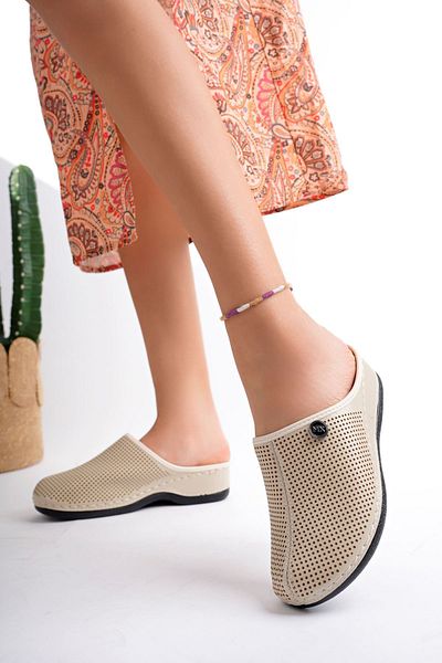 epaavm Orthopedic Pad Closed Toe Beige Slippers