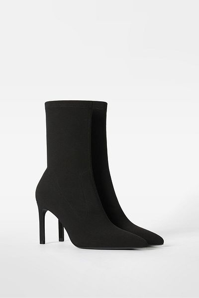 Bershka Fitted high-heel ankle boots