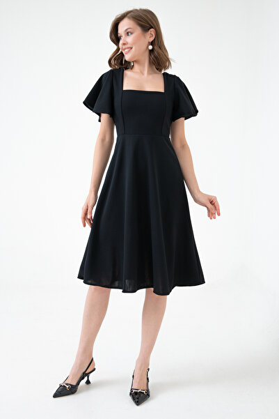 vuvutasarım Černá flexibilní potápěčská krepová tkanina s čtvercovým výstřihem s rukávem Detailní černé midi šaty 082