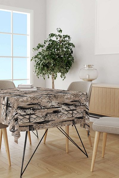 Cango Home Кафява, черна покривка за маса с дигитален печат с шарка на змийска кожа Cgh365-ms