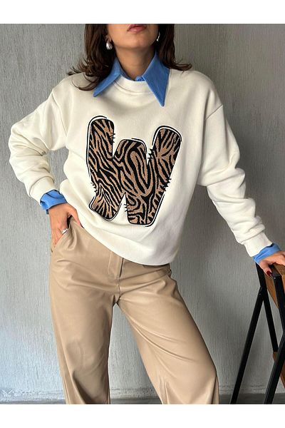 minaaise Women's Ecru Embroidered 3 Thread Raster Wide Cut Sweatshirt 28314