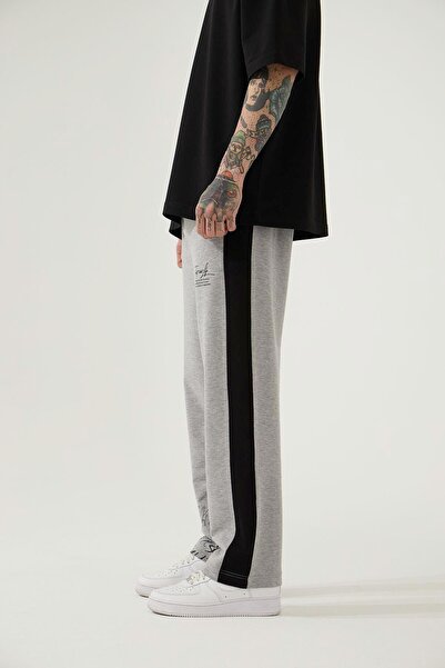 Machinist Ανδρικό παντελόνι Just One Life με τύπωμα oversized από οργανικό βαμβάκι γκρι μελανζέ