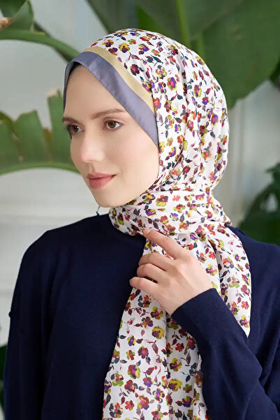 Madame Polo Seremoni Collection Sara Pattern Shawl - Smoked