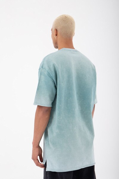 Machinist Ανακουφιστικό μπλουζάκι από βασικό ύφασμα που πλένεται με λεπτομέρεια με σχισμή με λεπτομέρεια μέντας