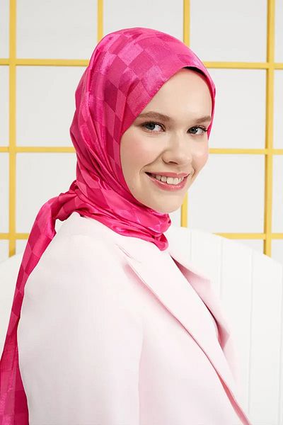 Madame Polo Barbie Pink - Mai Derya Μεταξένιο και Ζακάρ Ιταλικό Σάλι, Σκακιέρα