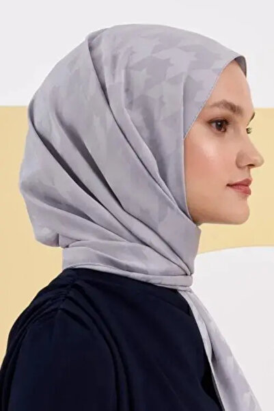 Madame Polo Gray Silky Jacquard Lara Shawl Houndstooth Pattern