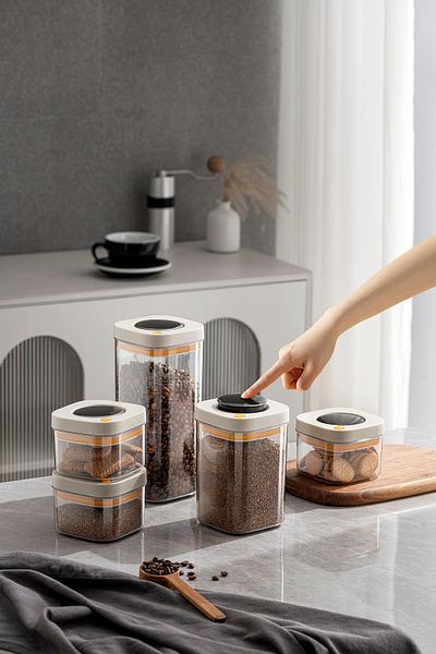 M'art Home 1100 Ml. Beige Pinmoo Lockable Vacuum Storage Container