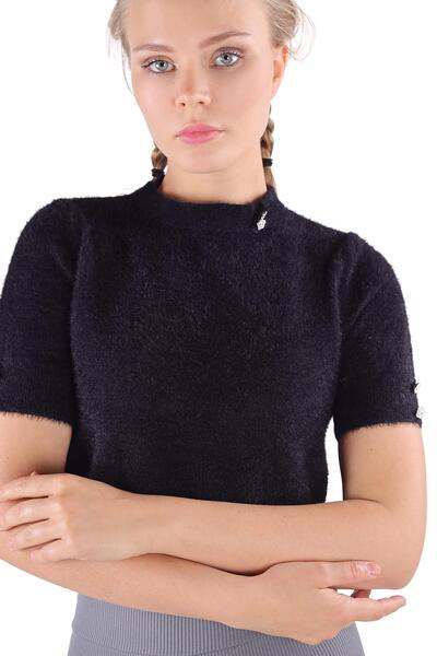 Rays Модел 24292 - Черна блуза с детайли от камък и брада