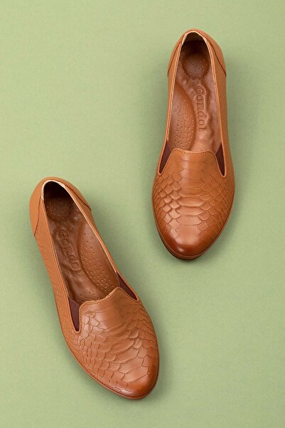 Gondol Hakiki Deri Kısa Topuklu Lastik Detaylı Ayakkabı Msa.65