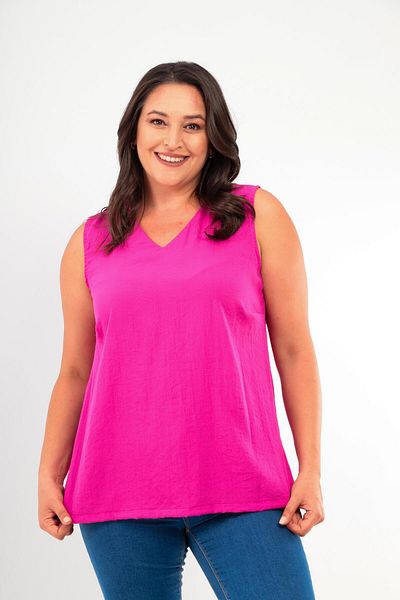 Trend42plus Plus Size V-Neck Slit Detailed Sleeveless Fuchsia Blouse