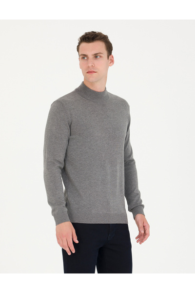 Pierre Cardin سترة تريكو أساسية ذات ياقة مدورة نصفية رمادية اللون 50276161-VR086