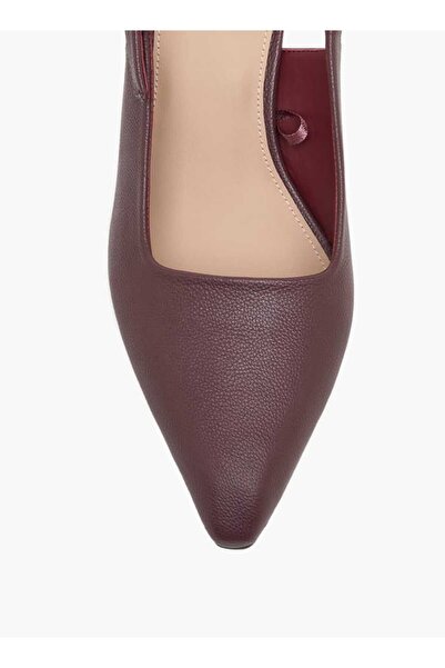 Flora Bella by Shoexpress Flora Bella Solid Slingback Sandals with Buckle Closure and Kitten Heels