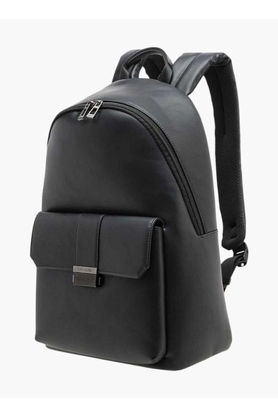 Duchini Solid Backpack with Adjustable Straps and Zip Closure