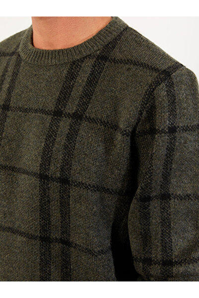 LC Waikiki Kostkovaný pánský svetr LCW Casual Crew s dlouhým rukávem