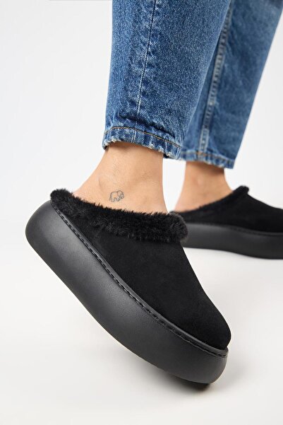 Manijero Γυναικείες μαύρες παντόφλες από γνήσιο δέρμα Miranda με γούνα στο εσωτερικό