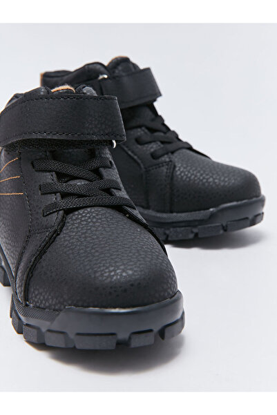 LC Waikiki Deri Gorunumlu Cirt Cirtli Erkek Bebek Bot - W3FE03Z1