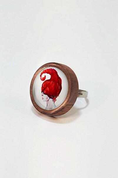 Tahtakolik خاتم خشبي على شكل برج العقرب