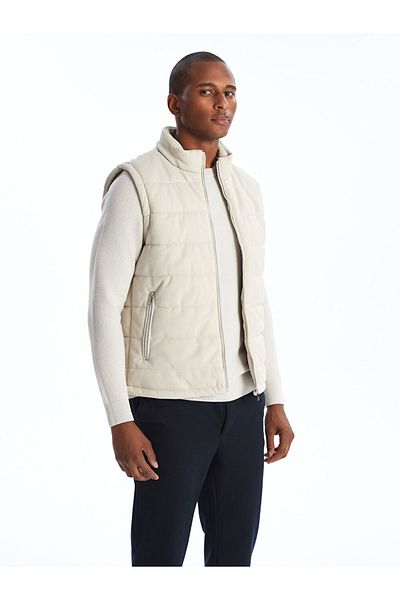 LC Waikiki Men's Slim Fit Puffer Vest - Stand Collar