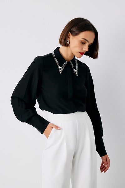 Sateen Black Collar Embroidered Shirt