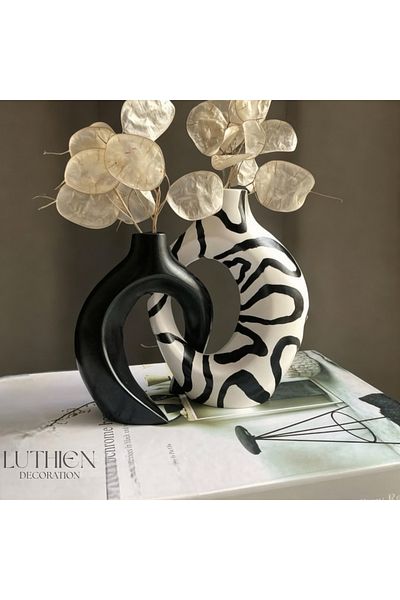 Luthien Black and White Patterned Ivy Lover Vase