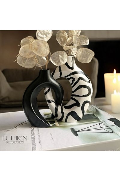 Luthien Black and White Patterned Ivy Lover Vase
