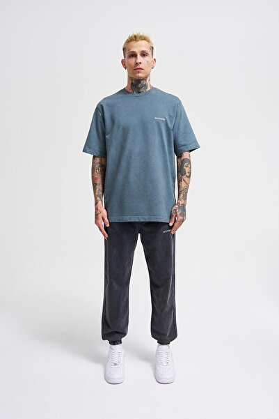 Machinist УНИСЕКС РЕЛАКСИРАНА ПЕРЕЩА СЕ БАЗОВА ТЕНИСКА С ПРИЗРАК НА ПЕТНА