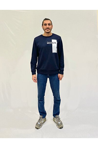 Superlife Men's Crew Neck Comfortable Fit 3 Thread Thick W.Brooklyn Printed Sweatshirt Spr24Sw31