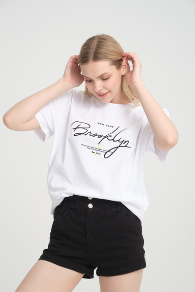 Superlife Γυναικείο μπλουζάκι με λαιμόκοψη Oversize SPR24TSk110